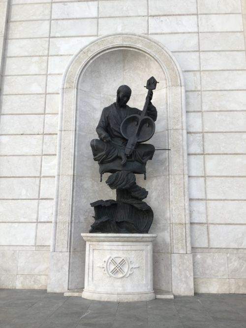 Skulptūra, Kazachstanas, Muzikantas
