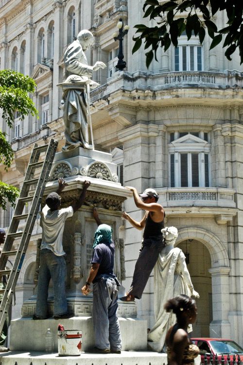 Skulptūra, Darbuotojai, Kopėčios, Istorija, Havana
