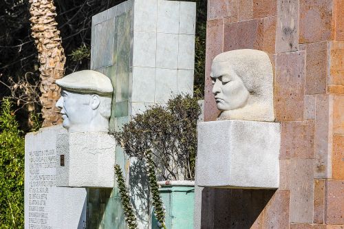 Skulptūros, Pablo Neruda, Gabriela Mistral, Čile