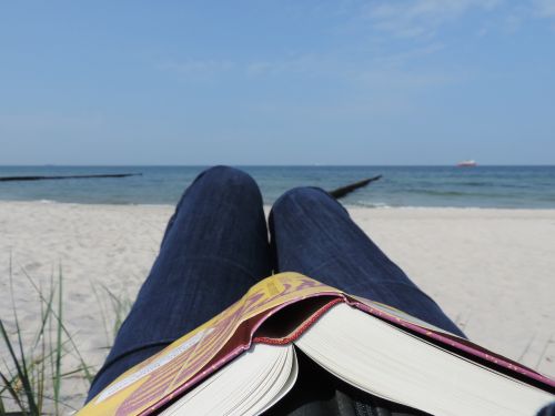Jūra, Šventė, Papludimys, Knyga, Skaityti, Atsipalaiduoti, Atostogos, Baltijos Jūra