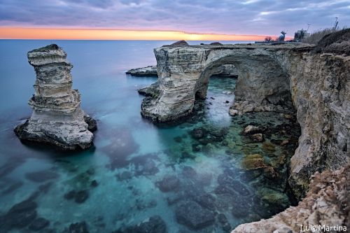 Jūra, Vasara, Faraglioni, Salento, Melendugno, Lecce, Puglia, Italy, Santandrea, Saulėlydis, Saulė, Debesys, Dangus, Kalnas, Kraštovaizdis, Vista, Rokas, Akmenys, Šviesa, Atmosfera, Atsipalaidavimas, Vanduo, Horizontas, Kalnai, Gamta, Atostogos, Porto, Sniegas, Atspindys, Žiema, Bangos, Aukščiausiojo Lygio Susitikimas, Isla Graciosa, Vandenynas, Žibintai, Mėlynas Dangus, Vaikščioti, Mėlynas, Ramybė, Debesis