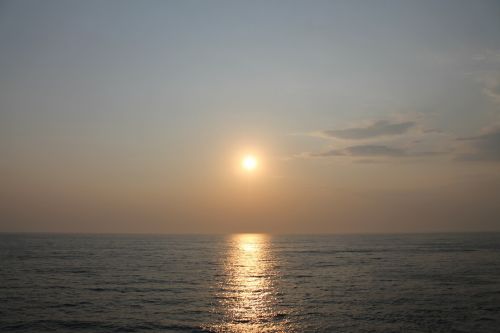 Jūra, Saulėlydis