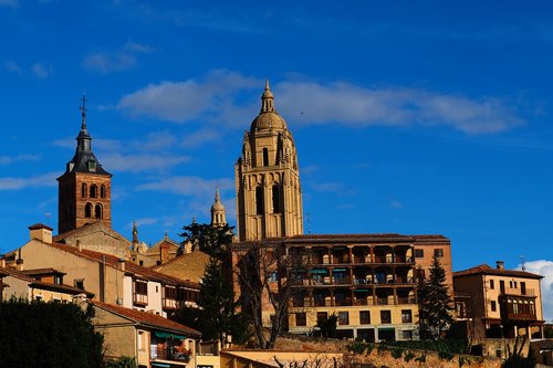 Segovia,  Metai,  Architektūra,  Katedra,  Miestas,  Kelionė,  Statyba,  Dangus,  Mėlyna,  Namai