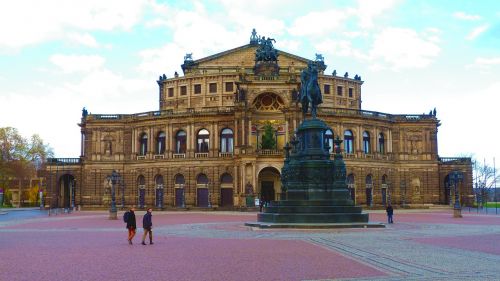Semper Operos Namas, Drezdenas, Teismas Ir Valstybinė Opera, Operos Teatras, Istoriškai, Pastatas