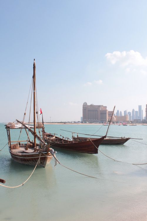 Laivas, Dow, Kataras