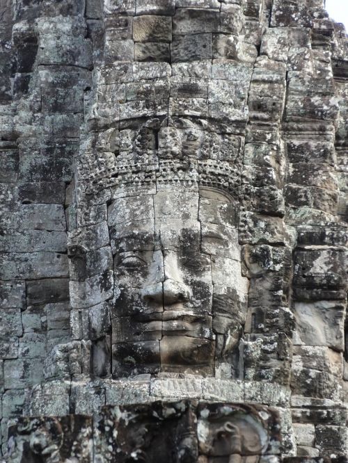 Siem Grižti, Banteay Srei, Angkor, Khmer, Džiunglės, Kambodža, Istorija, Kultūra, Buda, Skulptūra, Galva, Šypsena