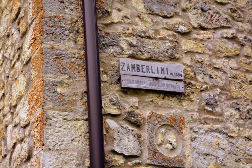 Signalas, Zamberlini, Borgo, Akmuo, Namas, Siena, Akmenys, Europinis Kelias, Lessinia, Italy