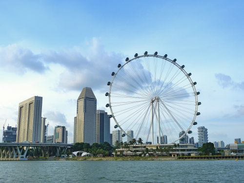 Singapūras, Ferris Ratas, Didelis Ratas, Upė, Panorama, Pastatas, Vanduo, Mėlynas Dangus, Dangoraižis, Architektūra, Miesto, Biuras, Verslas, Singapūras Lėktuvas, Tiltas, Debesys, Ratas