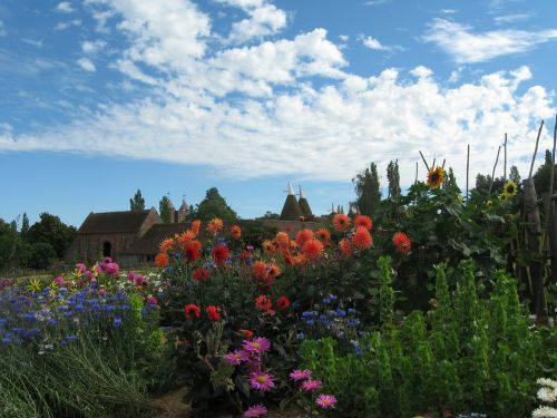 Sissinghurst, Kent, Sodas, Gėlės, Oast House