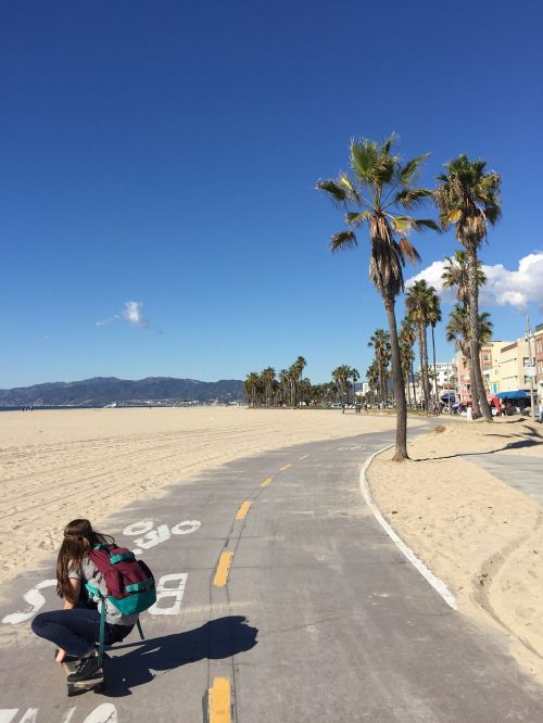Važinėjimas Riedlente, Venecijos Paplūdimys, Riedlentė, Venecija, Papludimys, Los, Vasara, Jaunas, Delnas, Paauglys, Važiuoti, Gyvenimo Būdas, Linksma, Kalifornija, Angeles, Skate, Skateboarder, Lauke
