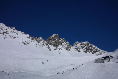 Slidinėjimo Zona, Arlberg, Žiema, Kalnai, Kalnų Viršūnės, Žiemą, Slidinėjimas, Takas