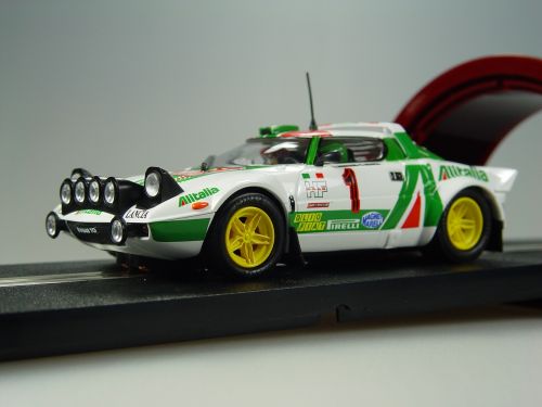 Lizdas, Modelis Automobilis, Lancia Delta