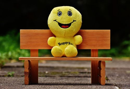Šypsenėlės, Bankas, Sėdėti, Poilsis, Draugai, Laimingas, Juokinga, Emocija, Teigiamas, Drąsos, Saldus, Pliušas, Mielas, Pep Talk, Laimė, Šypsokis, Džiaugsmas, Frohnatur, Gera Nuotaika, Šypsenėlė, Gyvenimo Džiaugsmas, Juoko Veidas, Šypsena, Gyvenimas Yra Gražus, Juoktis, Geltona, Linksmas, Smiley