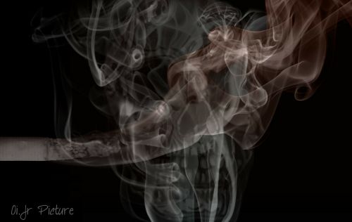 Dūmai, Rūkymas, Cigarečių, Vėžys, Pavojingas, Priklausomybe, Įprotis, Priklausomasis Asmuo, Nesveika, Rūkytojas, Mesti Toksiškas, Įspėjimas, Kaukolė, Blogai, Mirtis