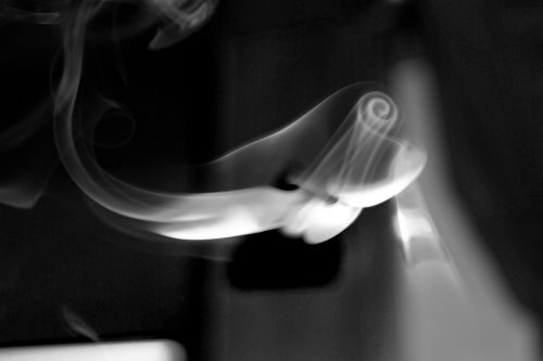 Dūmai, Augenbick, Momentas, Cigaretės, Oro Cirkuliacija, Dūmų Forma, Šokis, Lengvas Šešėlis, Judėjimas, Šviesos Atspindys