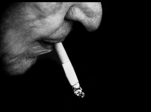 Rūkymas, Veidas, Cigarečių