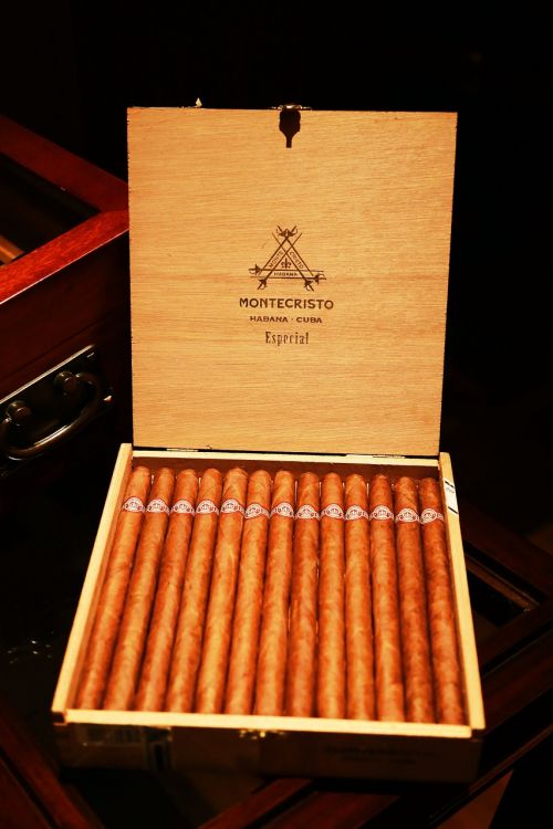 Rūkymas,  Cigarai,  Tabakas,  Montekristas,  Ba Na,  Kuba