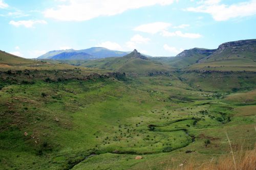 Kalnai,  Drakensbergas,  Auksiniai & Nbsp,  Vartai & Nbsp,  Nacionalinis & Nbsp,  Parkas,  Snake Upė Slėnyje