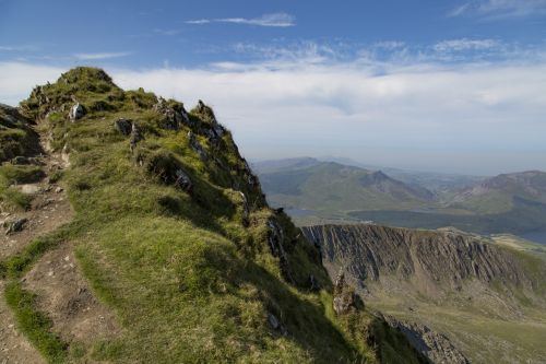 Snieguotė,  Slėnis,  Valų Kalba,  Kalnai,  Snowdon,  Uk,  Lauke,  Kiauras,  Kalnas,  Natūralus,  Parkas,  Nacionalinis,  Žalias,  Šiaurė,  Vaizdas,  Smailės,  Panoraminis,  Peizažas,  Žolė,  Vasara,  Garai,  Ežeras,  Variklis,  Debesys,  Kaimas,  Gwynedd,  Pano,  Britanija,  Snowdonia - Snowdon