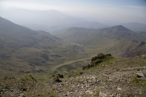 Snieguotė,  Slėnis,  Valų Kalba,  Kalnai,  Snowdon,  Uk,  Lauke,  Kiauras,  Kalnas,  Natūralus,  Parkas,  Nacionalinis,  Žalias,  Šiaurė,  Vaizdas,  Smailės,  Panoraminis,  Peizažas,  Žolė,  Vasara,  Garai,  Ežeras,  Variklis,  Debesys,  Kaimas,  Gwynedd,  Pano,  Britanija,  Snowdonia - Snowdon