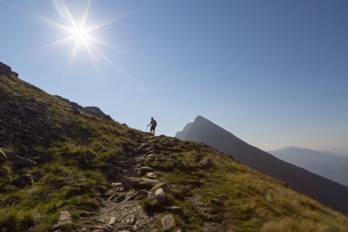 Snieguotė,  Slėnis,  Valų Kalba,  Kalnai,  Snowdon,  Uk,  Lauke,  Kiauras,  Kalnas,  Natūralus,  Parkas,  Nacionalinis,  Žalias,  Šiaurė,  Vaizdas,  Smailės,  Panoraminis,  Peizažas,  Žolė,  Vasara,  Garai,  Ežeras,  Variklis,  Debesys,  Kaimas,  Gwynedd,  Pano,  Britanija,  Snowdonia - Snowdon