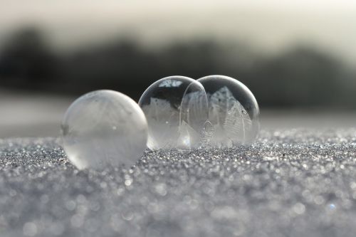 Muilo Burbuliukai, Sušaldyta, Šaltis, Užšalęs Burbulas, Eiskristalio, Žiema, Šaltas, Sniegas, Rutulys, Žiemą, Burbulas, Kristalai, Matinis Muilo Burbulas, Kristalų Augimas, Atgal Šviesa, Ledinis