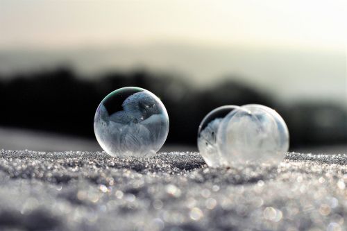 Muilo Burbuliukai, Sušaldyta, Šaltis, Užšalęs Burbulas, Eiskristalio, Žiema, Šaltas, Sniegas, Rutulys, Žiemą, Burbulas, Kristalai, Matinis Muilo Burbulas, Kristalų Augimas, Atgal Šviesa, Ledinis