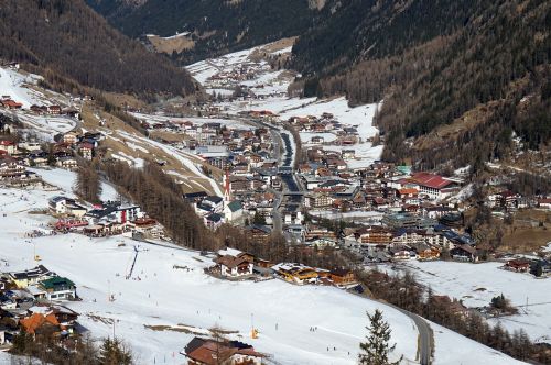 Sölden, Austria, Slidinėjimas, Kalnai, Alpės, Gamta, Šlaitai, Sniego Viršutinės Smailės, Sniegas, Nusileidimas