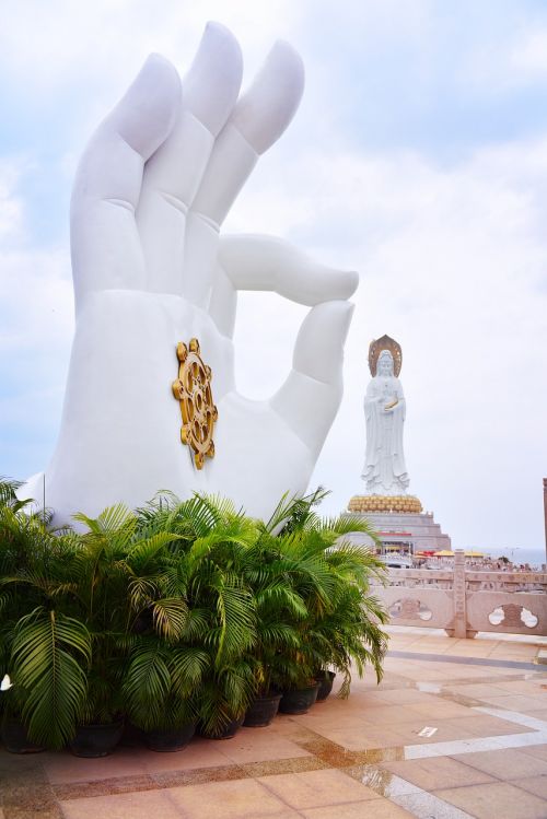 Pietų Kinijos Jūra, Sanya, Deivė Malonės Budos Statula