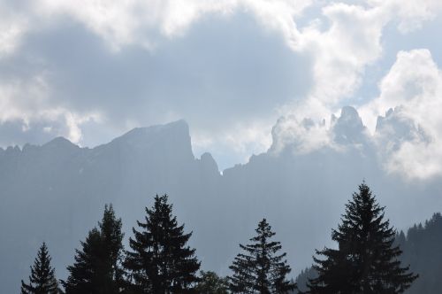 South Tyrol, Kalnai, Šventė