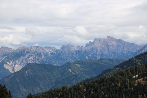 South Tyrol, Italy, Kalnai, Debesys