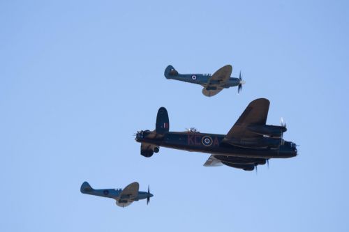 Southport Oro Šou, Spitfire, Uraganas, Lancaster, Britanijos Mūšis