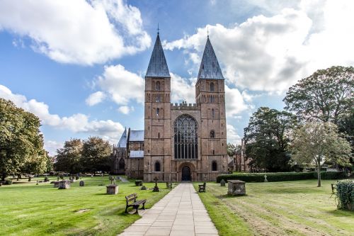 Southwell, Minster, Nottinghamshire, Katedra, Religinis, Kapinės