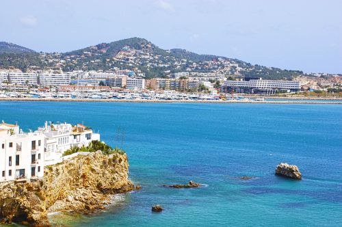 Ispanija, Ibiza, Jūra, Fone, Turizmas, Mėlynas, Dangus, Sala, Horizontas, Akmenys, Debesys