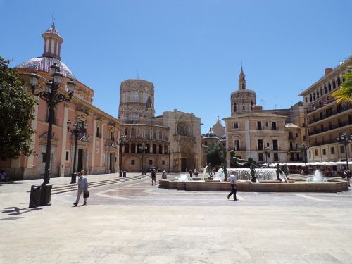Ispanija, Vertė, Piazza, Katedra