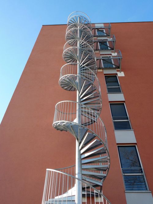Spiraliniai Laiptai, Laiptai, Palaipsniui, Architektūra, Laiptinė, Metalas, Aukštas, Laiptų Žingsnis, Sraigė, Spiralė, Turėklai