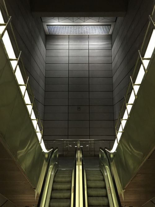 Laiptai, Liftas, Metalas, Architektūra, Laiptinė, Atmosfera, Šviesa, Metro, Kopenhaga