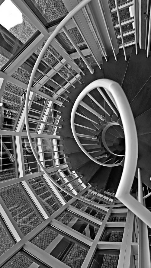 Laiptai, Juoda Ir Balta, Architektūra, Palaipsniui, Juoda Ir Balta Nuotrauka, Laiptinė, Laiptų Žingsnis, Spiraliniai Laiptai, Pastatas, Metalas, Atsiradimas, Pakilti, Šiuolaikiška