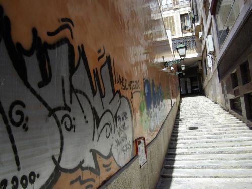 Laiptai, Majorca, Grafiti, Gatvė, Miesto, Dizainas, Dažyti, Purkšti, Dažymas, Spalva, Piešimas, Meno, Kūrybingas, Kūrybiškumas, Siena