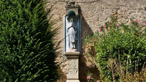 Statula, Mary, Religija, Malda, Rennes-Le-Chateau