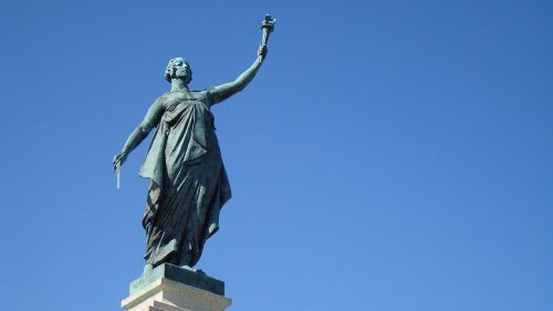 Statula, Athena, Laisvė, Paminklas, Žibintuvėlis, Kardas, Lauro Lapas, Pergalė