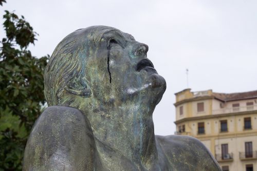 Statula, Granada, Bronza