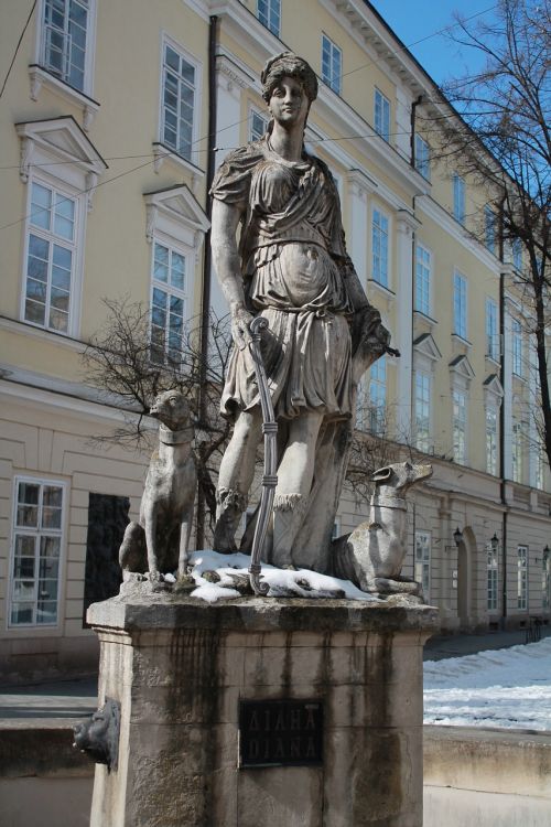 Statula,  Skulptūra,  Architektūra,  Kelionė,  Menas,  Ukraina,  Lviv,  Senamiestis,  Turgaus Aikštė,  Be Honoraro Mokesčio