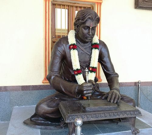 Statula, Poetas, Saint, Literatūra, Senovės, Kannada, Paminklas, Rūmai, Bada, Haveri, Karnataka, Indija