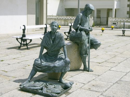 Statula, Bronza, San Ciprian Lugo