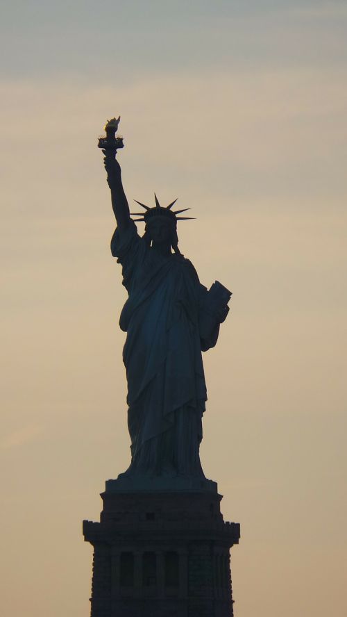 Laisvės Statula, Niujorkas, Siluetas