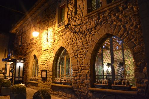 Mūrinis Namas, Naktis, Restoranas, Viduramžių Namai, Carcassonne, France, Viduramžių