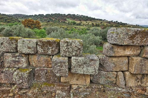 Akmeninė Siena, Blokai, Sunaikintas, Senovės, Griuvėsiai