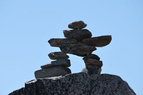 Akmenys, Sėkmė, Kanada, Laimingas Žavesys