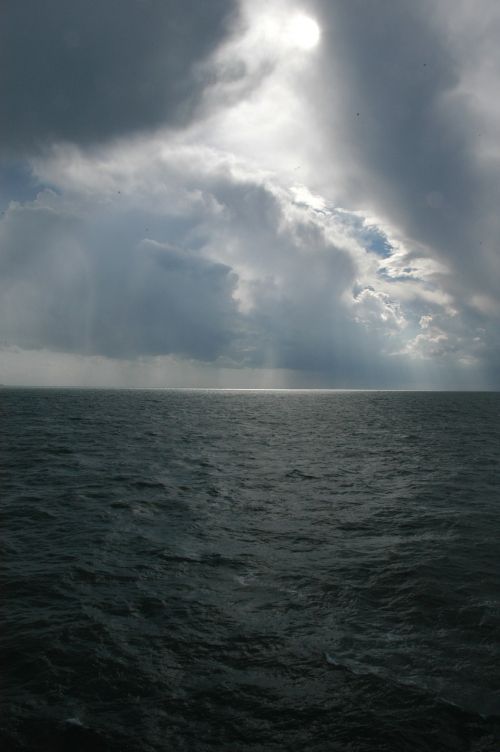 Audra Anglų Kanale, Jūra, Oro Temperamentas, Dramatiškas Dangus